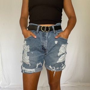 Medium Wash Distressed Short